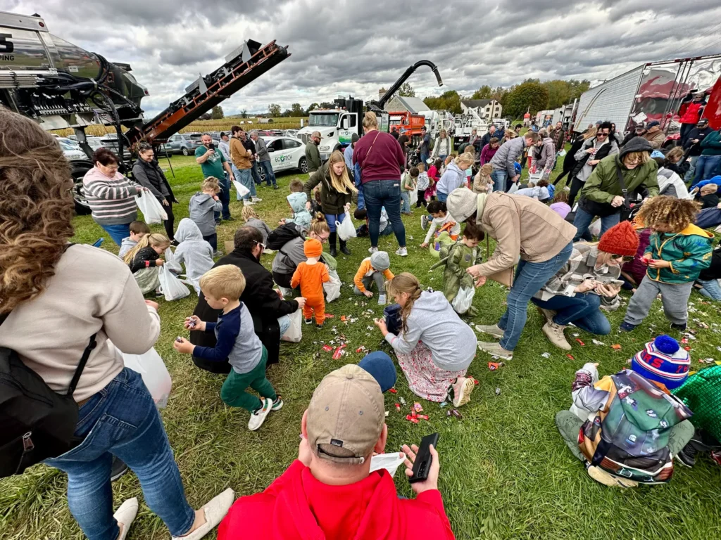 touch-a-truck-oregon-dairy-006